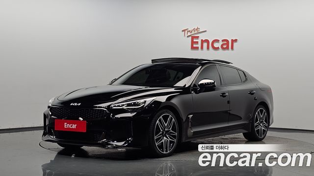 2022 Kia Stinger, VIN KNAE351DDNS119632