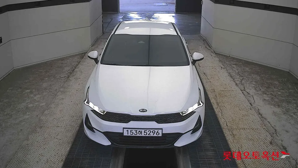2020 Kia K5, VIN KNAG241ABLA065117