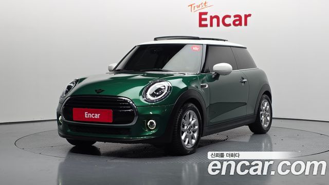 2021 Mini Cooper, VIN WMWXR7104M2N97575