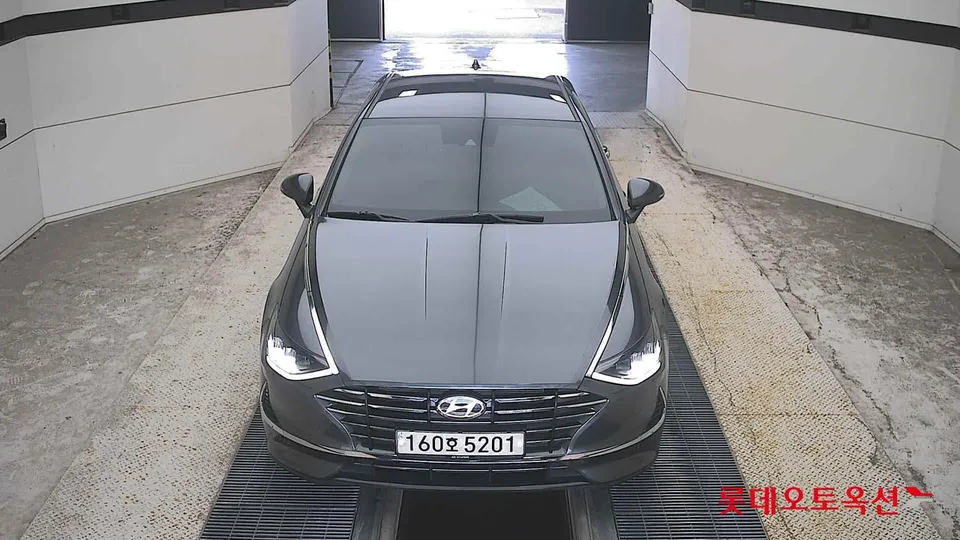 2021 Hyundai Sonata, VIN KMHL141EBMA151061