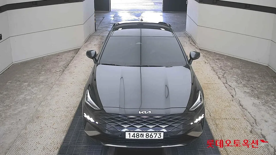 2022 Kia K8, VIN KNAM241BBNA013881