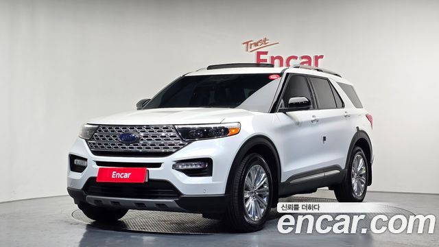 2021 Ford Explorer, VIN 1FMSK8FHXMGB09458