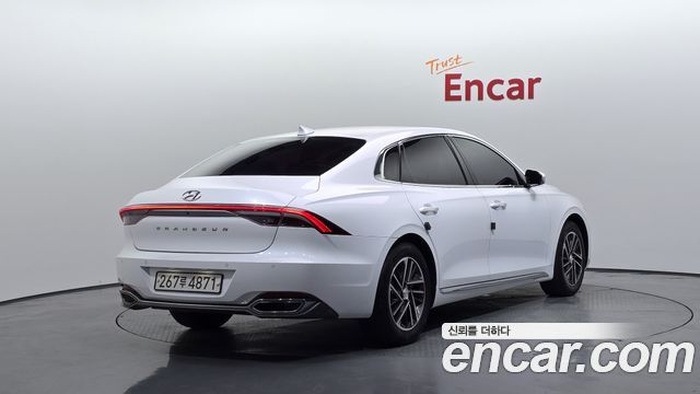 2021 Hyundai Grandeur, VIN KMHF241NBMA412607