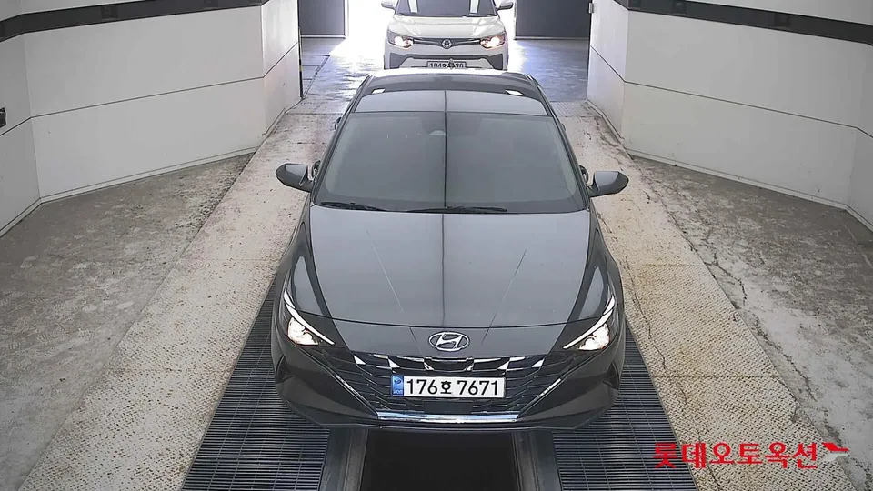 2022 Hyundai Avante, VIN KMHLM41ABNU333400