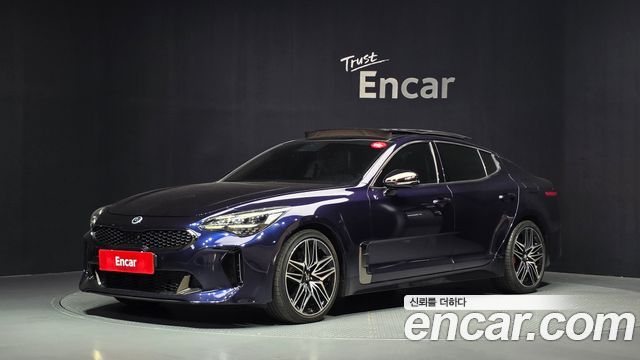 2021 Kia Stinger, VIN KNAE351DDMS090477