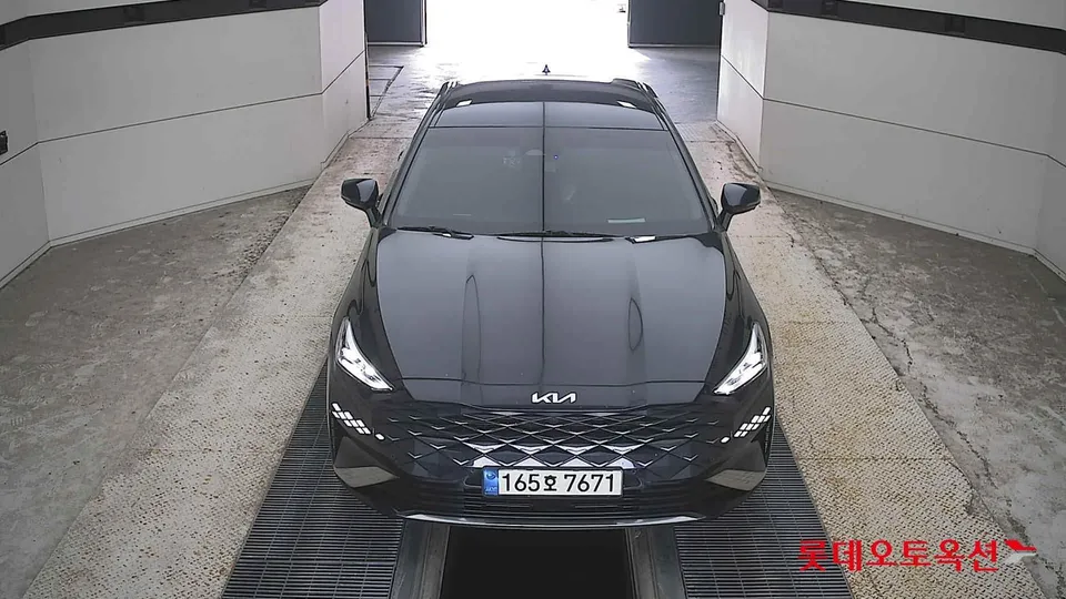 2022 Kia K8, VIN KNAM641BBNA023748