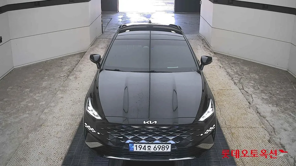 2023 Kia K8, VIN KNAM641BBPA036208