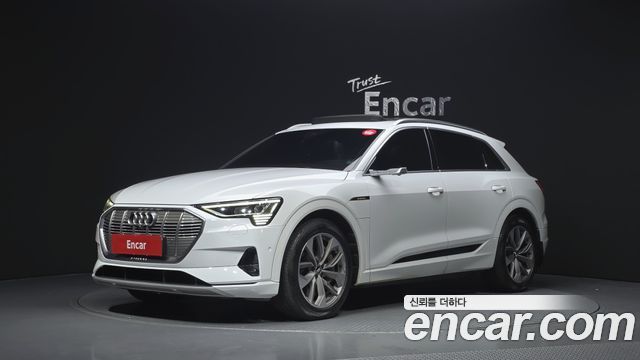 2020 Audi e-tron, VIN WAUZZZGE2LB031405