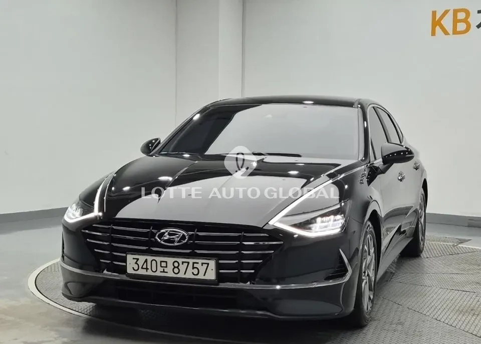 2021 Hyundai Sonata, VIN KMHL141EBMA143765