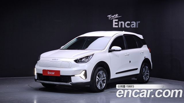 2023 Kia Niro, VIN KNAA281GFPT004383