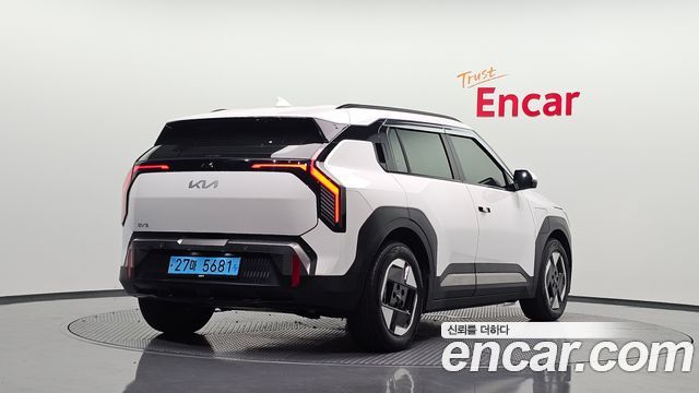 2025 Kia EV3, VIN KNAFC81AFSS007035