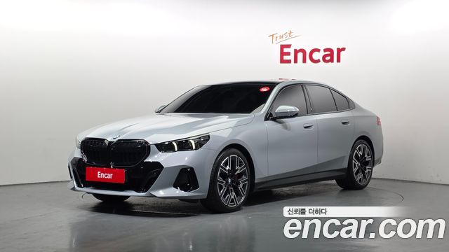 2026 BMW 5-Series, VIN WBA51FJ06TCV95909