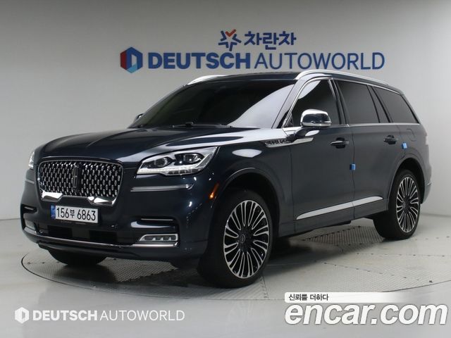 2021 Lincoln Aviator, VIN 5LM5J9XC8MGL18106