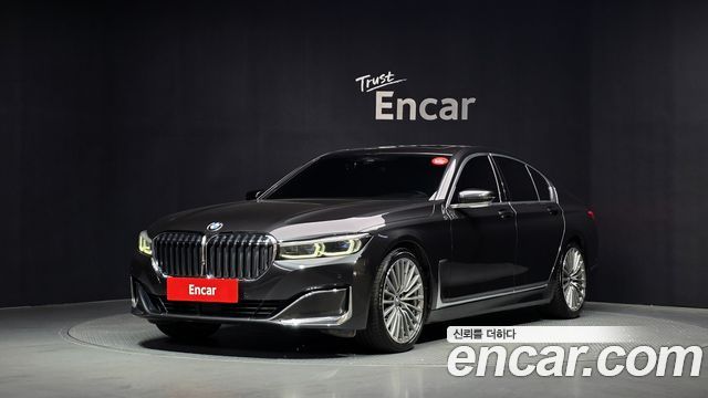 2021 BMW 7-Series, VIN WBA7B8103MCF16475