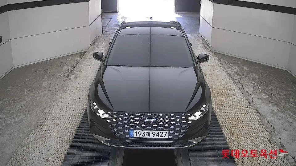2023 Hyundai Grandeur, VIN KMHF141DBPA515355