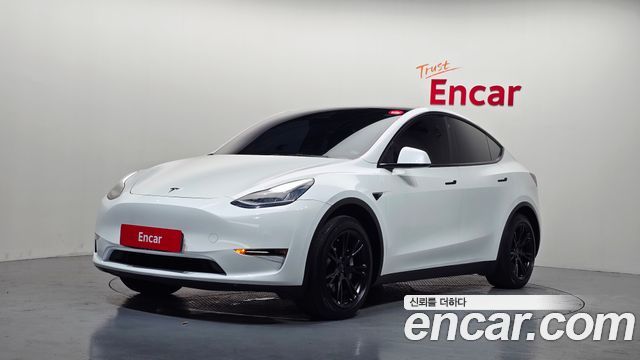2021 Tesla Model Y, VIN 5YJYGDED3MF177019