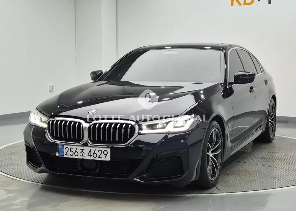 2022 BMW 5-Series, VIN WBA11BH01NCK90138