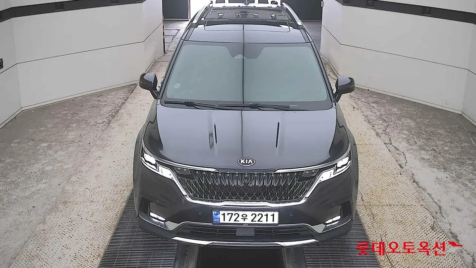 2021 Kia Carnival, VIN KNANE81BBMS121661