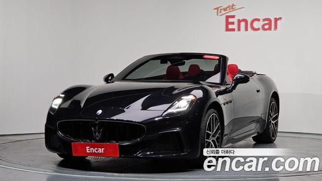 2024 Maserati Gran Cabrio, VIN ZAMBMXDB9RX456743