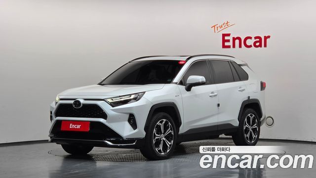 2025 Toyota RAV4, VIN JTMEB3FV4SD258263
