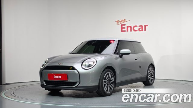 2024 Mini Cooper, VIN WMW21GC09RTA42723
