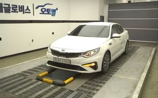 2020 Kia K5, VIN KNAGT411BLA382057