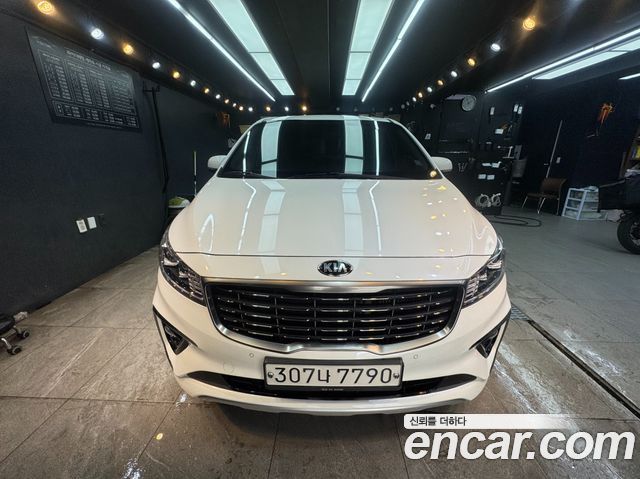2020 Kia Carnival, VIN KNAMC81ABLS660106