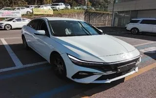 2024 Hyundai Avante, VIN KMHLM41EERU566013