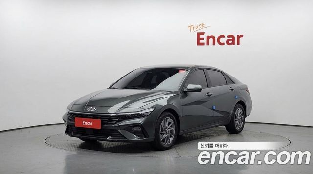 2026 Hyundai Avante, VIN KMHLN41EETU033388