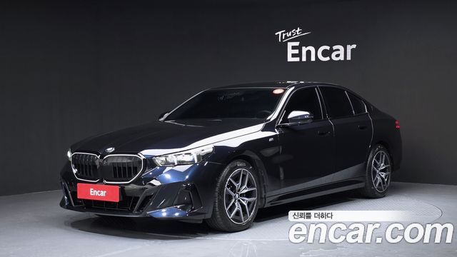 2024 BMW 5-Series, VIN WBA21FJ03RCT05766