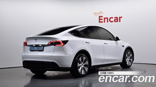 2021 Tesla Model Y, VIN 5YJYGDEE1MF226209