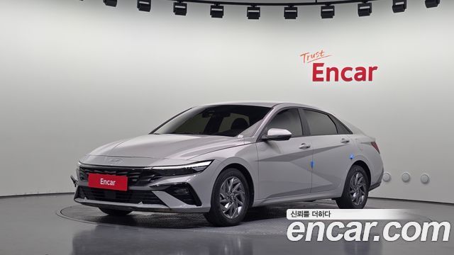 2024 Hyundai Avante, VIN KMHLN41EERU564321