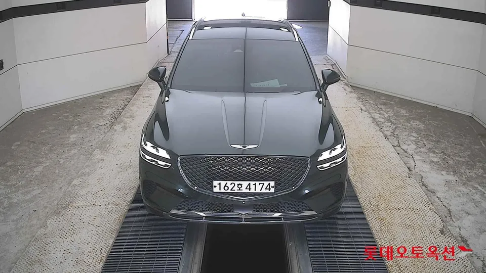 2021 Genesis GV70, VIN KMTMB81ADMU006161