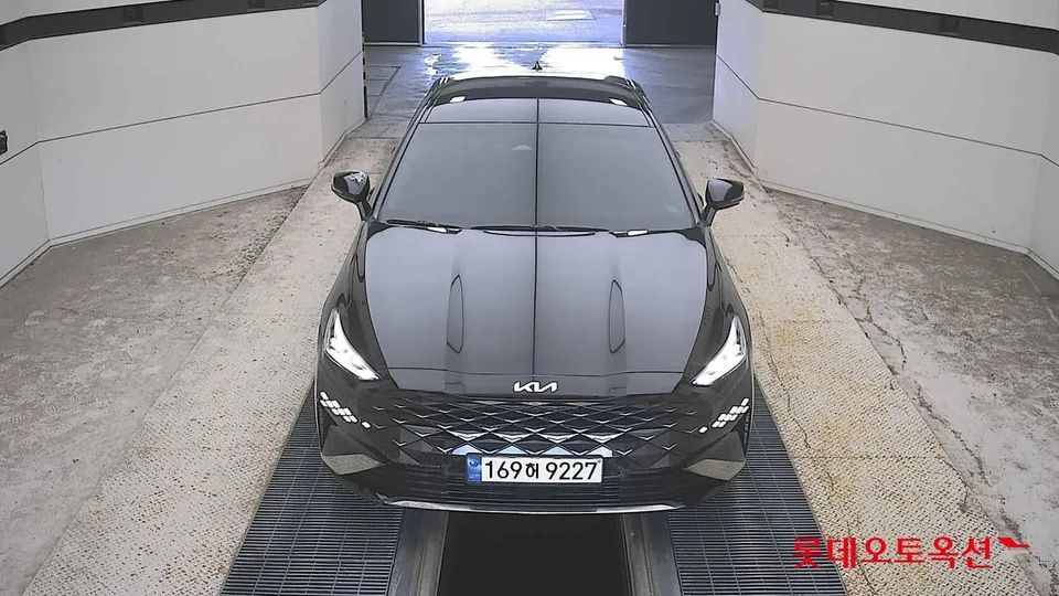 2023 Kia K8, VIN KNAM6411BPA031254