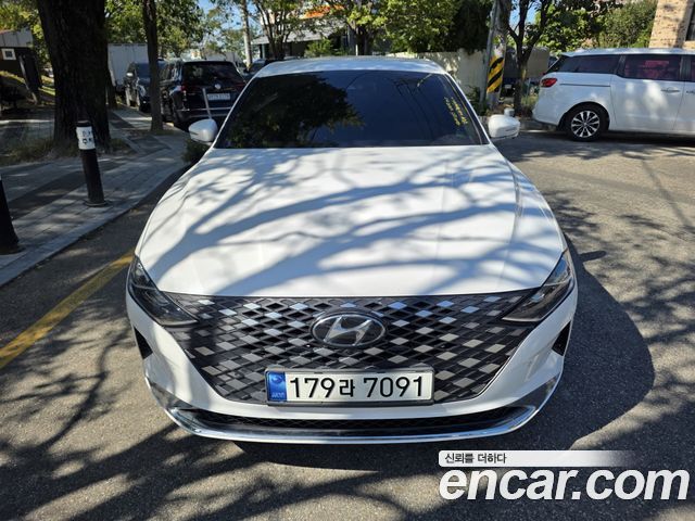 2022 Hyundai Grandeur, VIN KMHF1413BNA129624