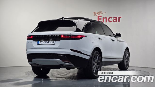 2025 Land Rover Range Rover Velar, VIN SALYA2BU6SA399725