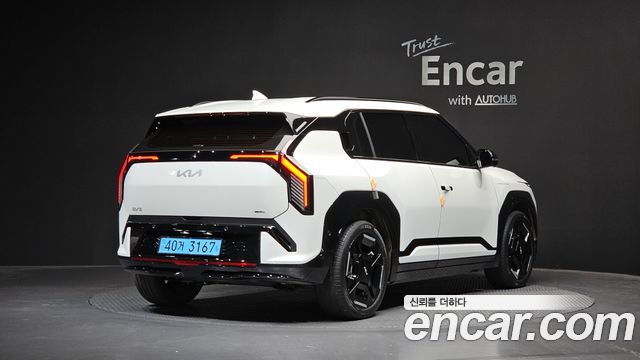 2026 Kia EV3, VIN KNAFE81BFTS068371