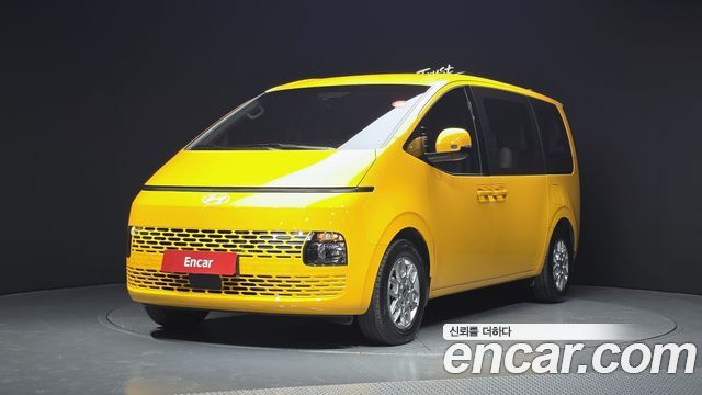 2025 Hyundai Staria, VIN KMJYB37ABSU009031