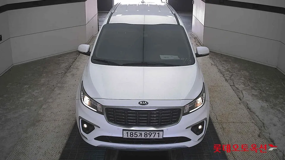 2020 Kia Carnival, VIN KNAMB81ABLS669811