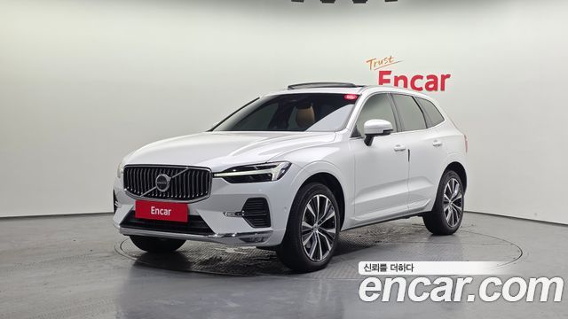 2022 Volvo XC60, VIN YV1UZ062CN1018359