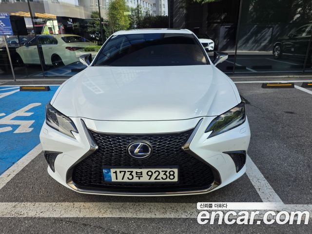 2022 Lexus ES, VIN JTHBA1C17N2009708