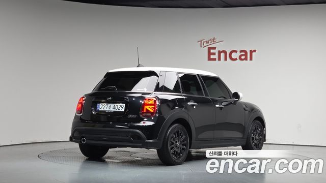 2024 Mini Cooper, VIN WMW41DK08R2U93444