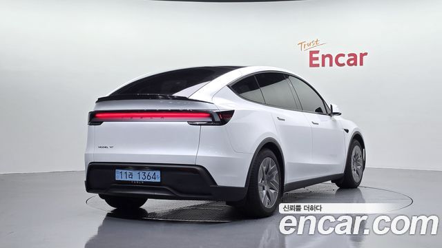 2026 Tesla Model Y, VIN LRWYGCEK1TC681683