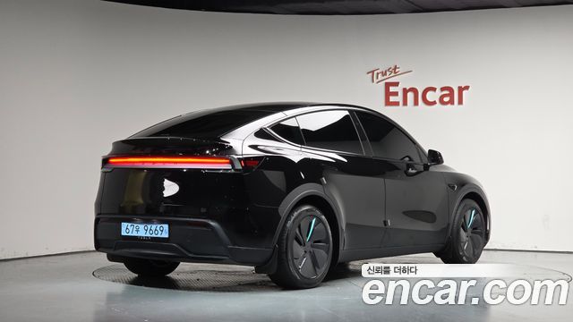 2025 Tesla Model Y, VIN LRWYGCFJ3SC254154