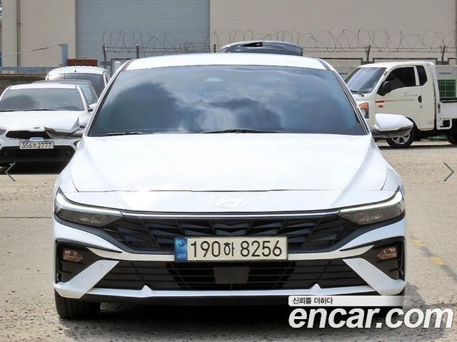 2024 Hyundai Avante, VIN KMHLN41EERU552956