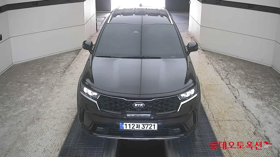 2021 Kia Sorento, VIN KNARH81BGMA031081