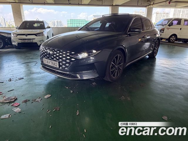 2020 Hyundai Grandeur, VIN KMHF241DBLA370840