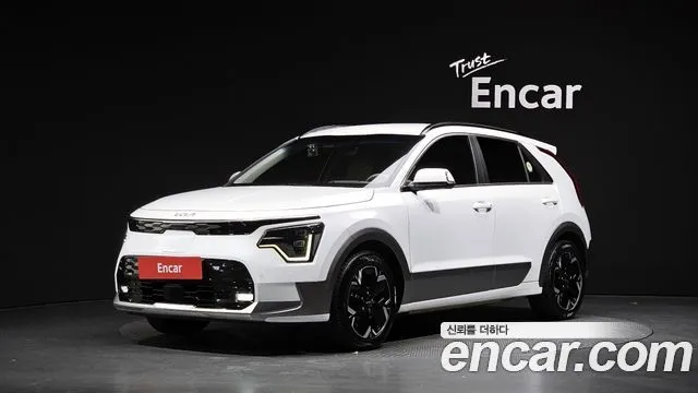 2024 Kia Niro, VIN KNACR811FRA055262