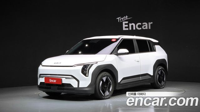 2025 Kia EV3, VIN KNAFB81AFSS006178