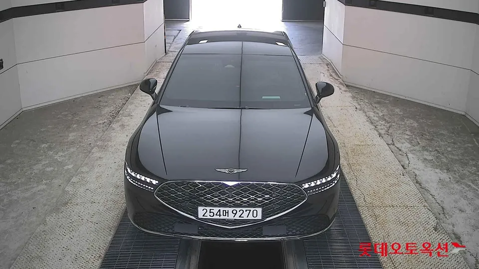 2022 Genesis G90, VIN KMTFA41DDNU008836